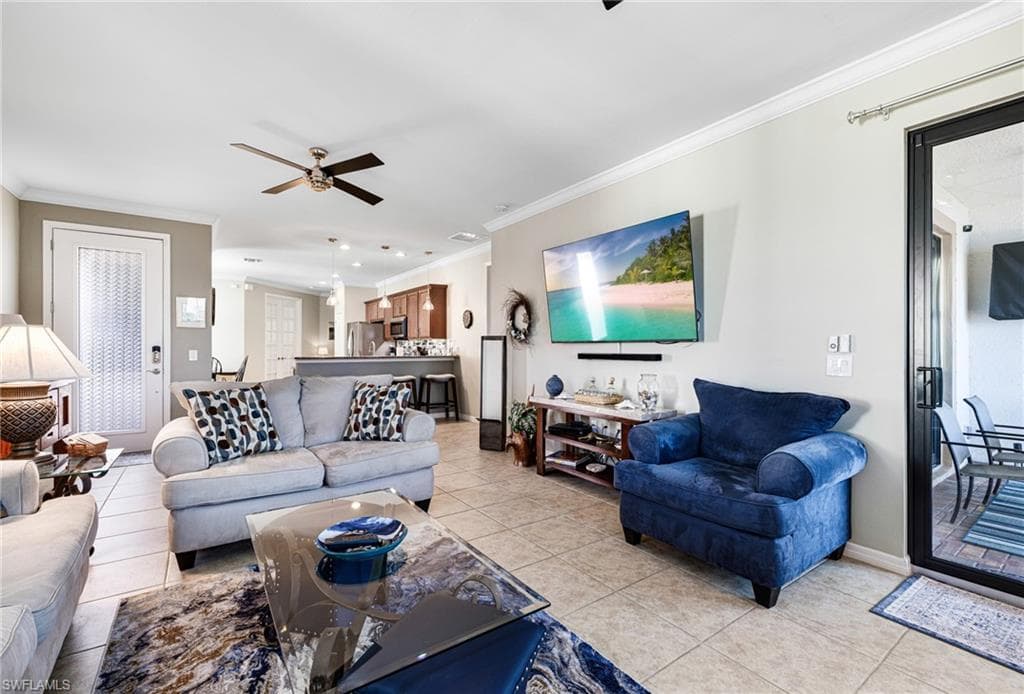 1511 Oceania Dr S, Naples, FL 34113-23