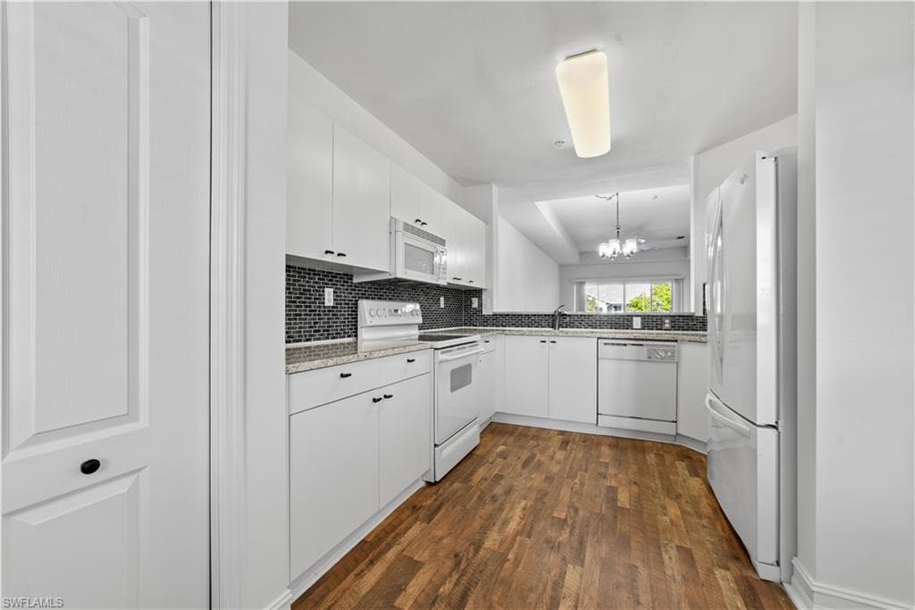 7821 Great Heron Way 304, Naples, FL 34104-9