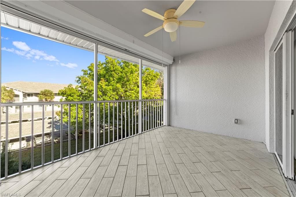 7821 Great Heron Way 304, Naples, FL 34104-12