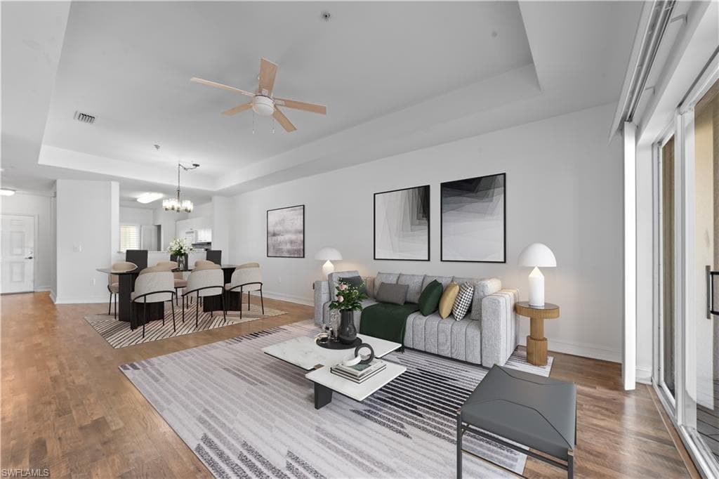7821 Great Heron Way 304, Naples, FL 34104-4