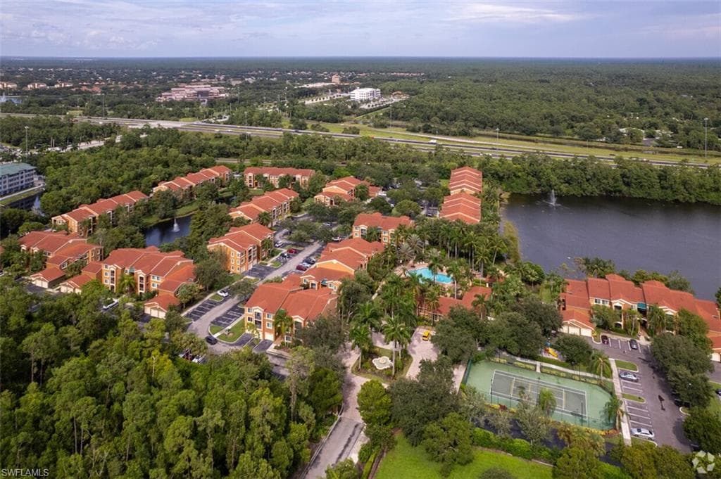 1210 Reserve Way 204, Naples, FL 34105-13