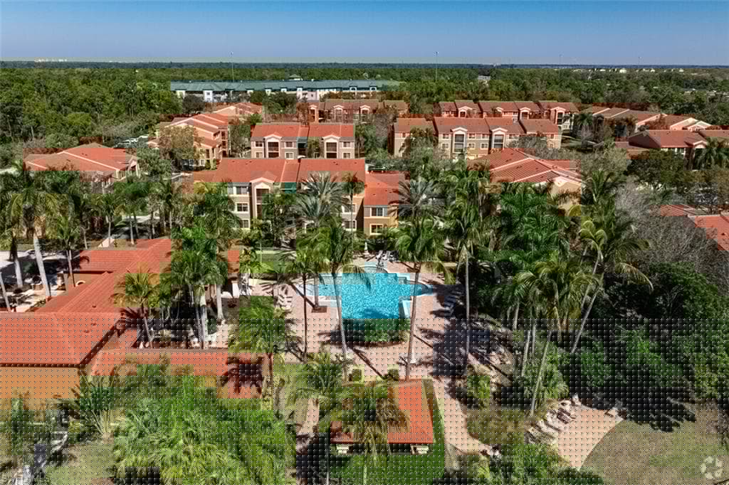 1210 Reserve Way 204, Naples, FL 34105-21