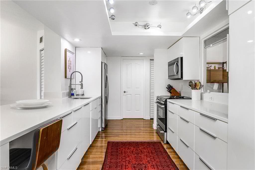 6290 Bellerive Ave 107, Naples, FL 34119-12