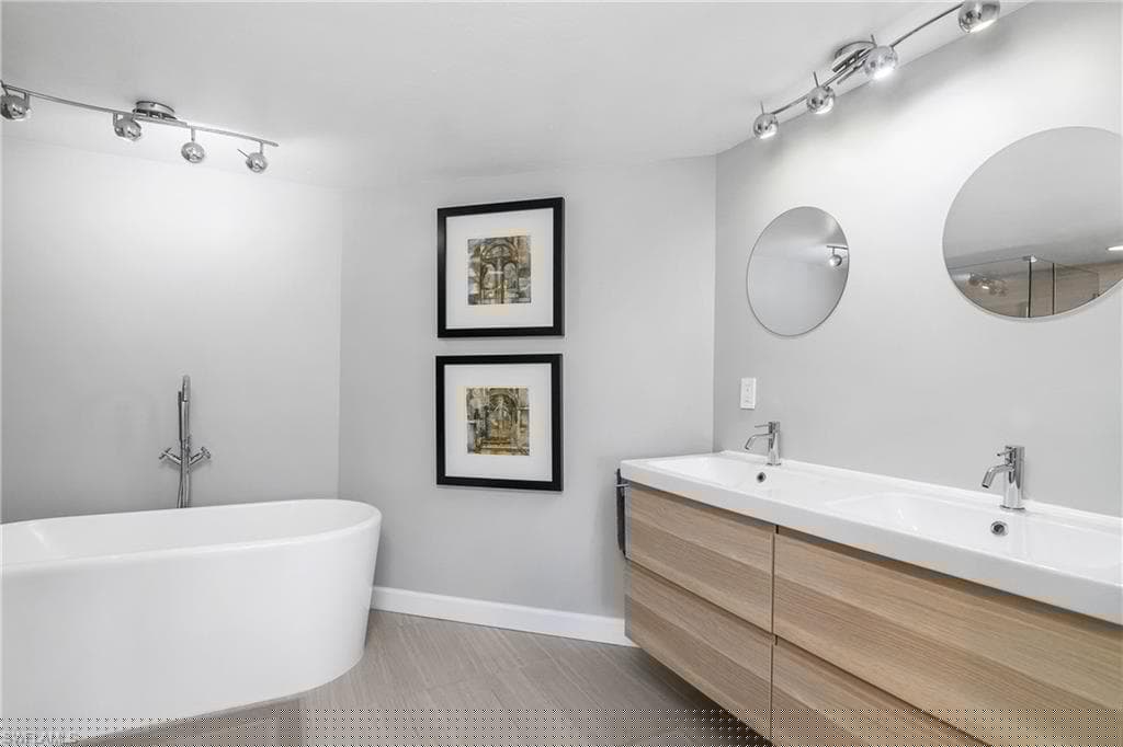 6290 Bellerive Ave 107, Naples, FL 34119-17