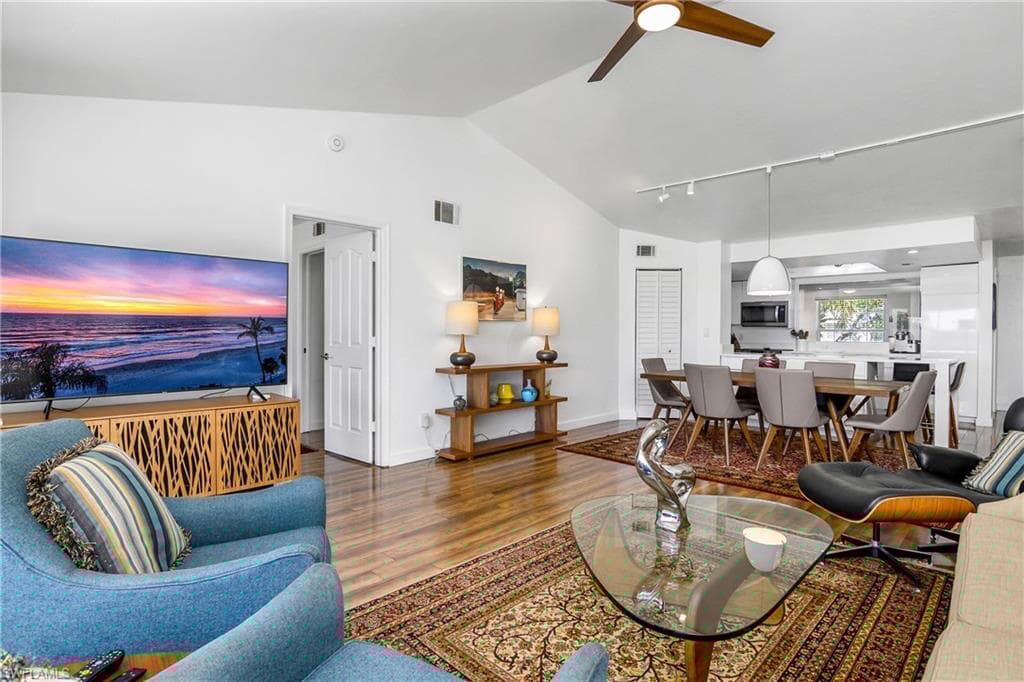 6290 Bellerive Ave 107, Naples, FL 34119-6