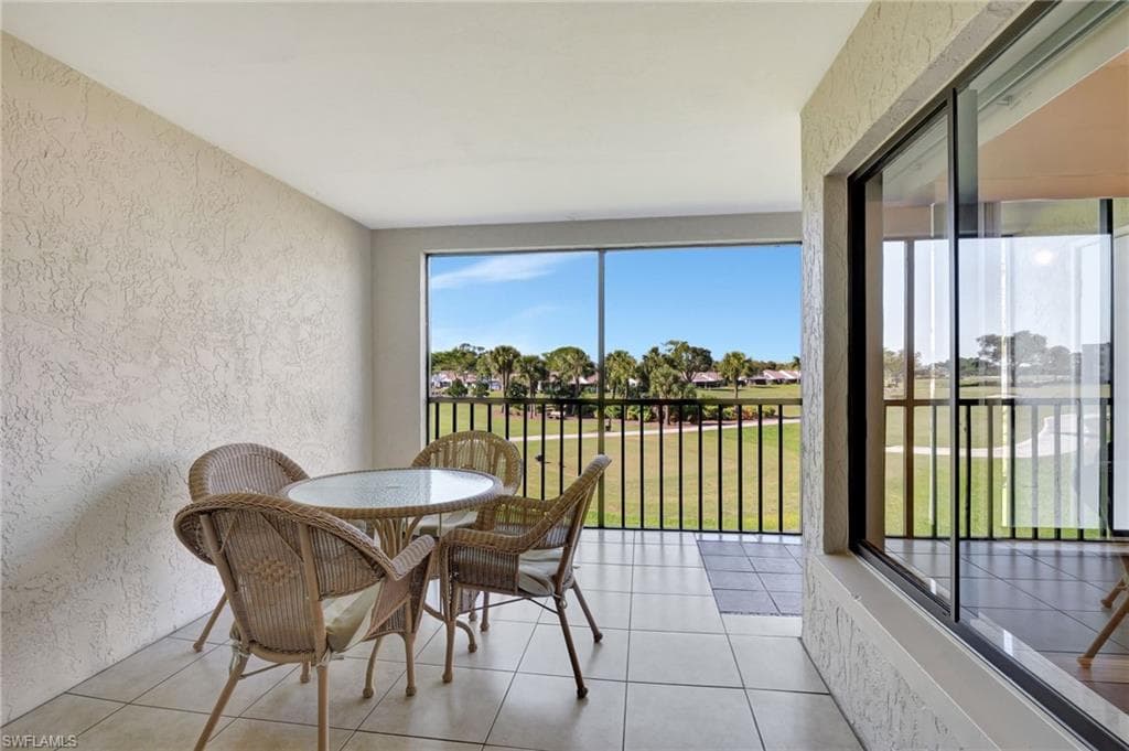 1781 Pebble Beach Dr 212, Fort Myers, FL 33907-23