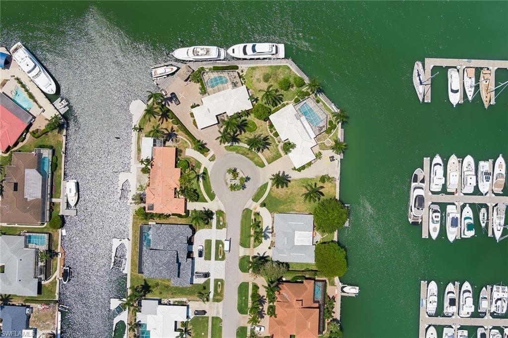 843 Buttonwood Ct, Marco Island, FL 34145-13