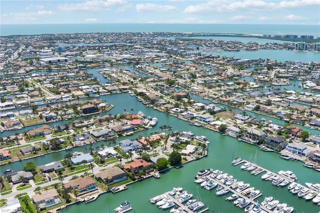 843 Buttonwood Ct, Marco Island, FL 34145-18