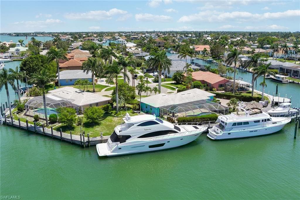 843 Buttonwood Ct, Marco Island, FL 34145-30