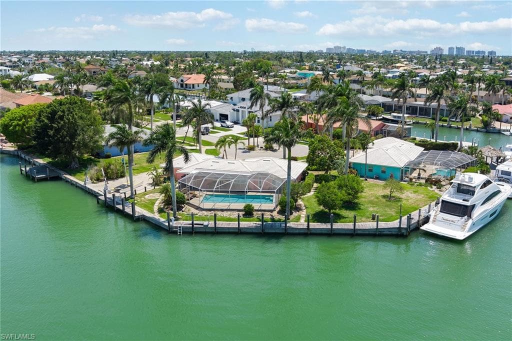 843 Buttonwood Ct, Marco Island, FL 34145-31