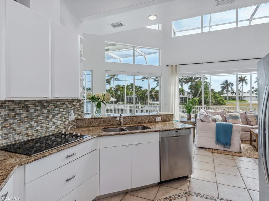 859 Wintergreen Ct, Marco Island, FL 34145-12