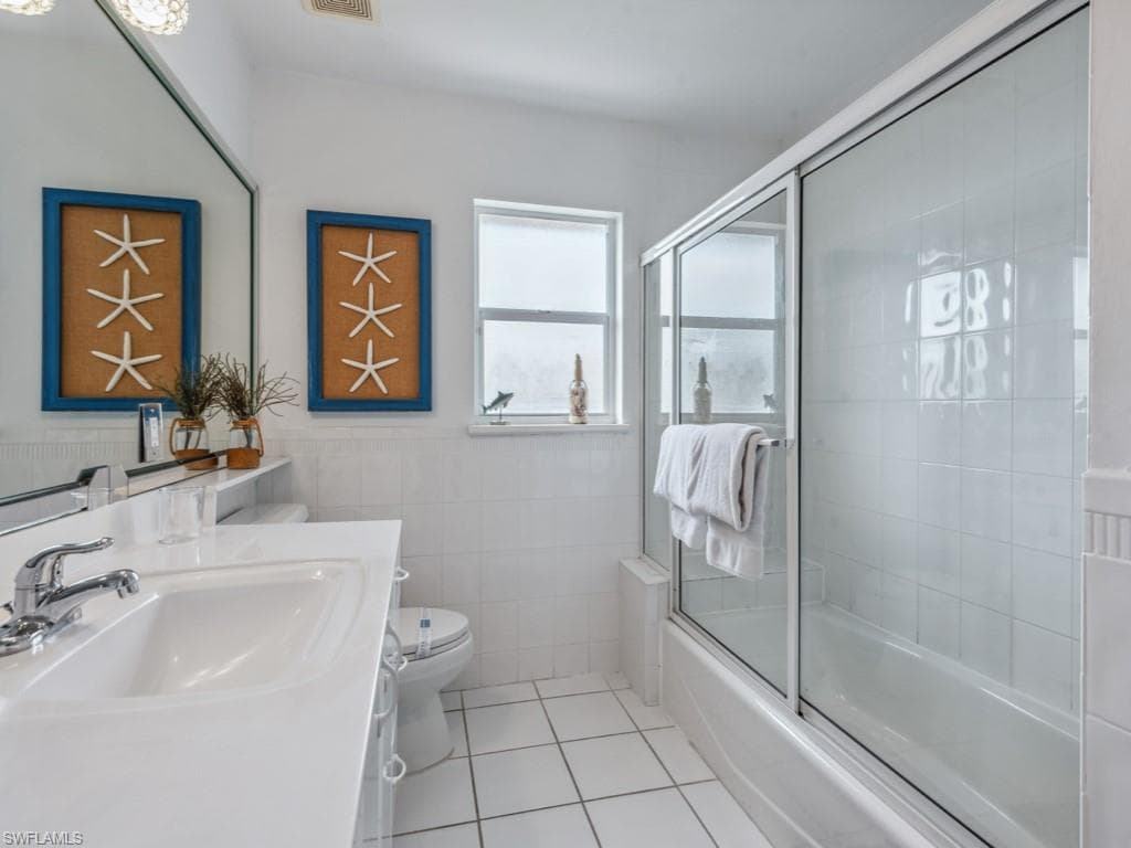 859 Wintergreen Ct, Marco Island, FL 34145-27