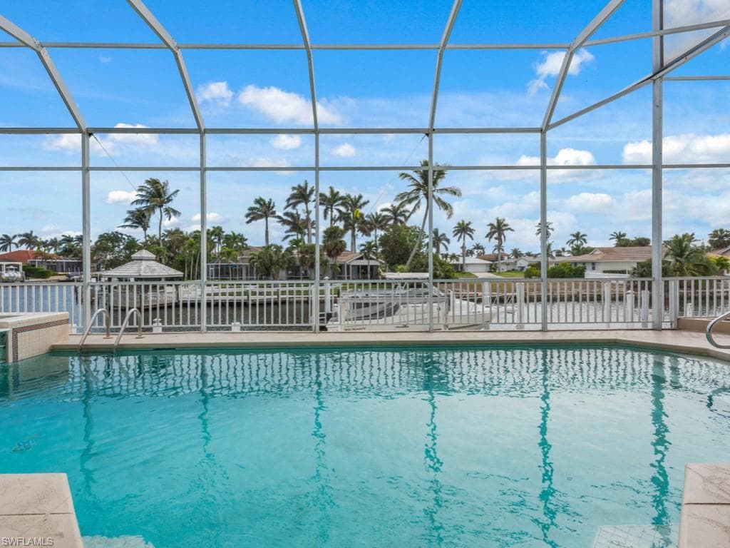 859 Wintergreen Ct, Marco Island, FL 34145-29