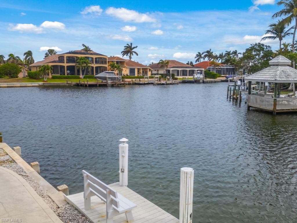 859 Wintergreen Ct, Marco Island, FL 34145-39