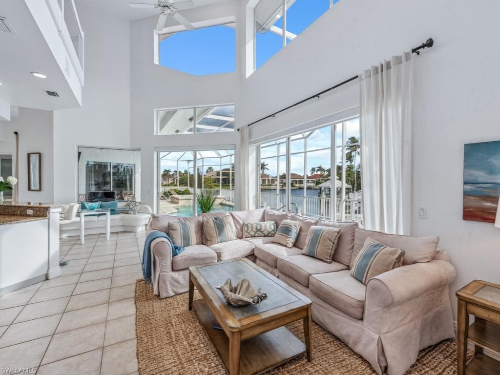 859 Wintergreen Ct, Marco Island, FL 34145-8