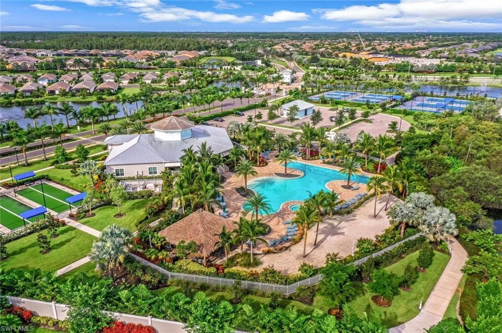 16802 Seasons Coast Dr, Bonita Springs, FL 34135-23