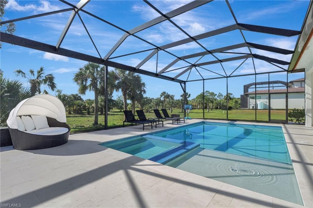 424 Shady Hollow Blvd W, Naples, FL 34120-32