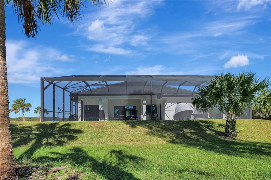 424 Shady Hollow Blvd W, Naples, FL 34120-34