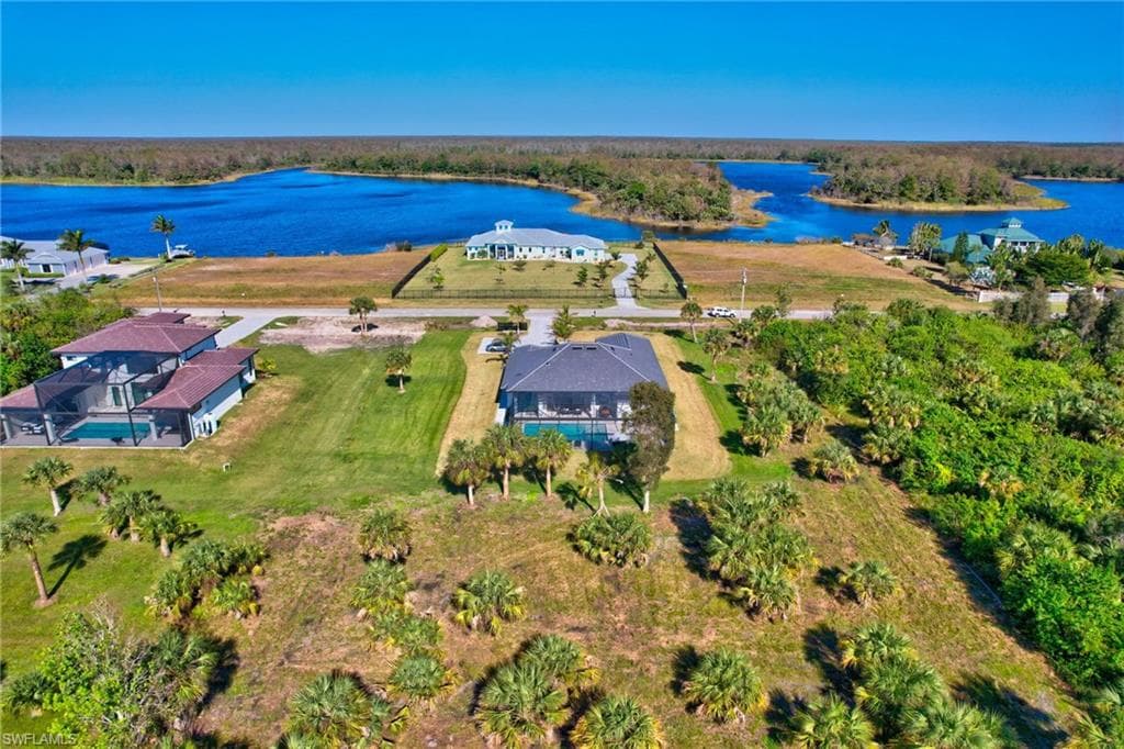 424 Shady Hollow Blvd W, Naples, FL 34120-46