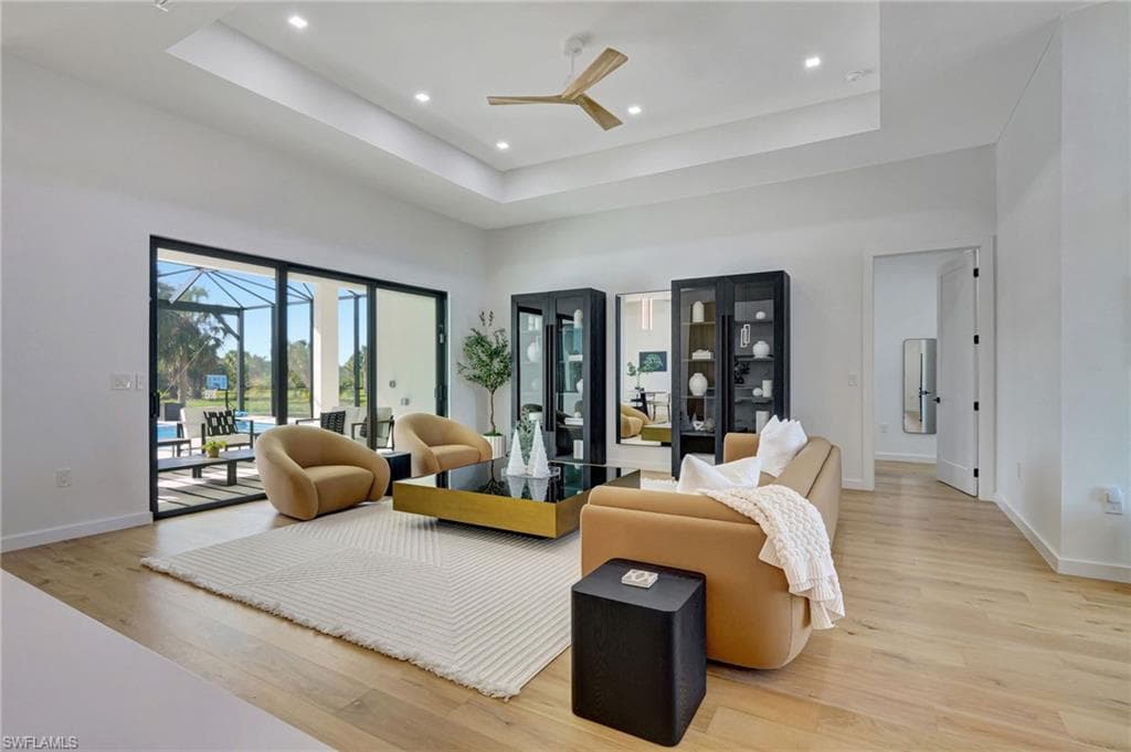 424 Shady Hollow Blvd W, Naples, FL 34120-7