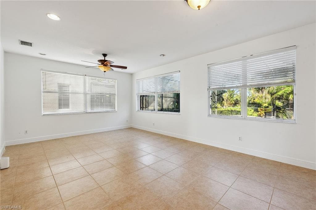 8286 Sumner Ave, Fort Myers, FL 33908-10