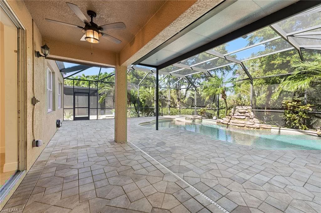 8286 Sumner Ave, Fort Myers, FL 33908-29