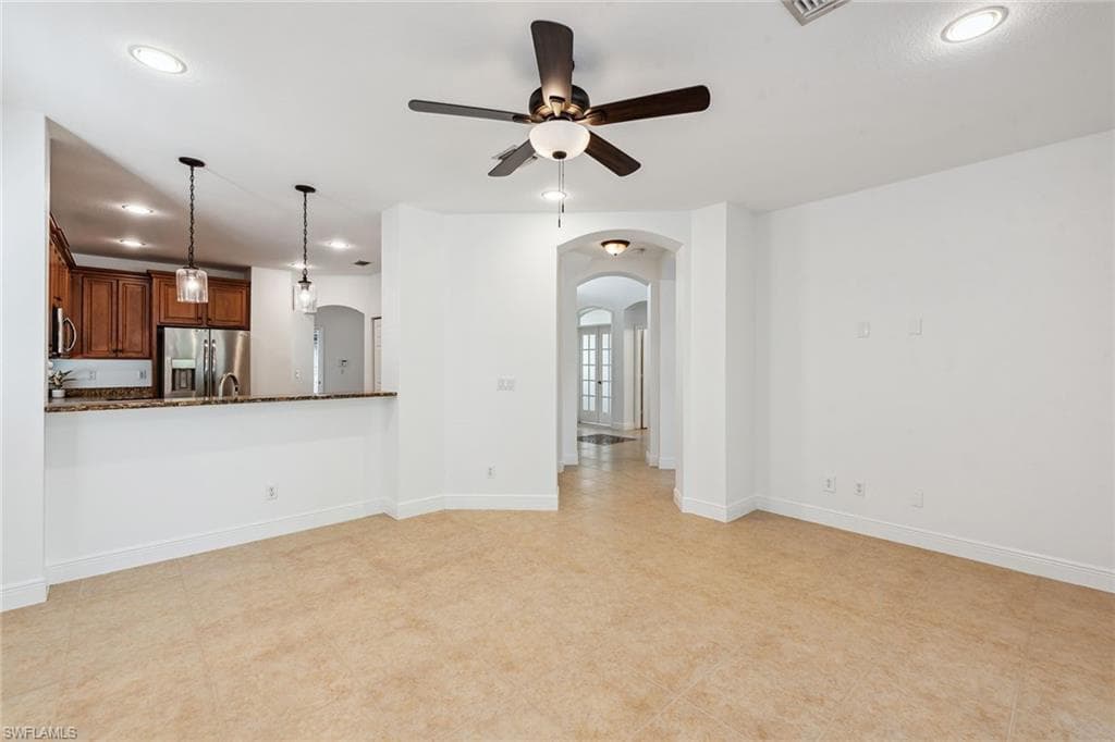 8286 Sumner Ave, Fort Myers, FL 33908-5