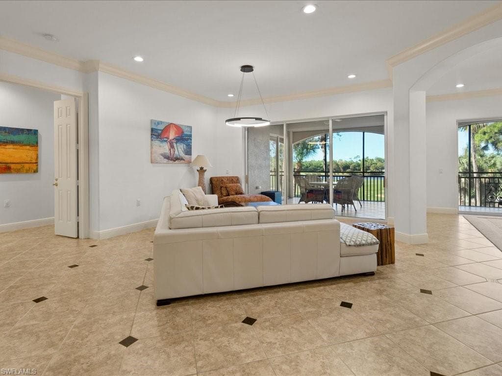 9077 Cherry Oaks Trl 202, Naples, FL 34114-13
