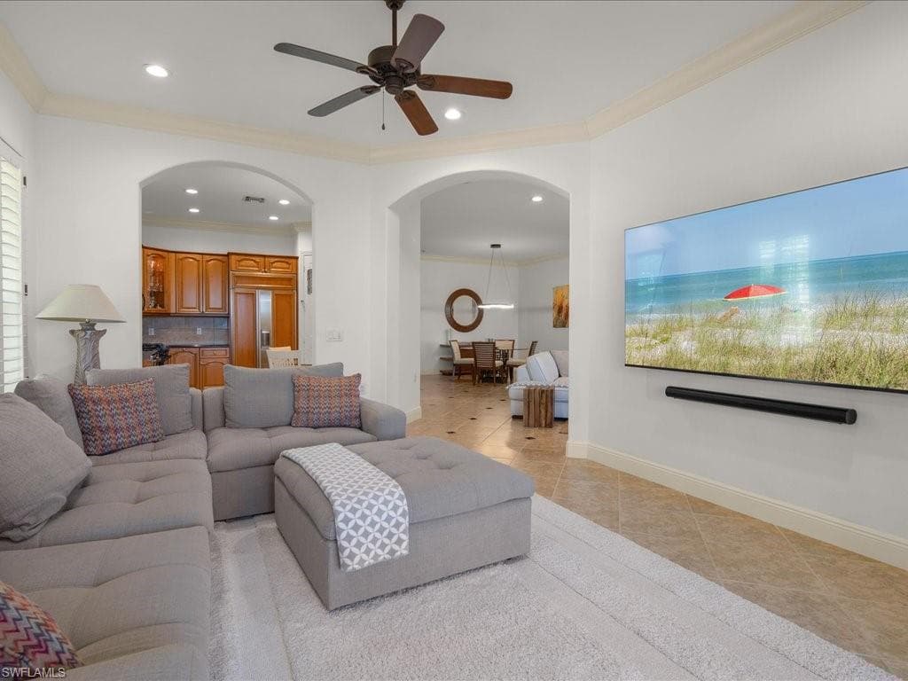 9077 Cherry Oaks Trl 202, Naples, FL 34114-16
