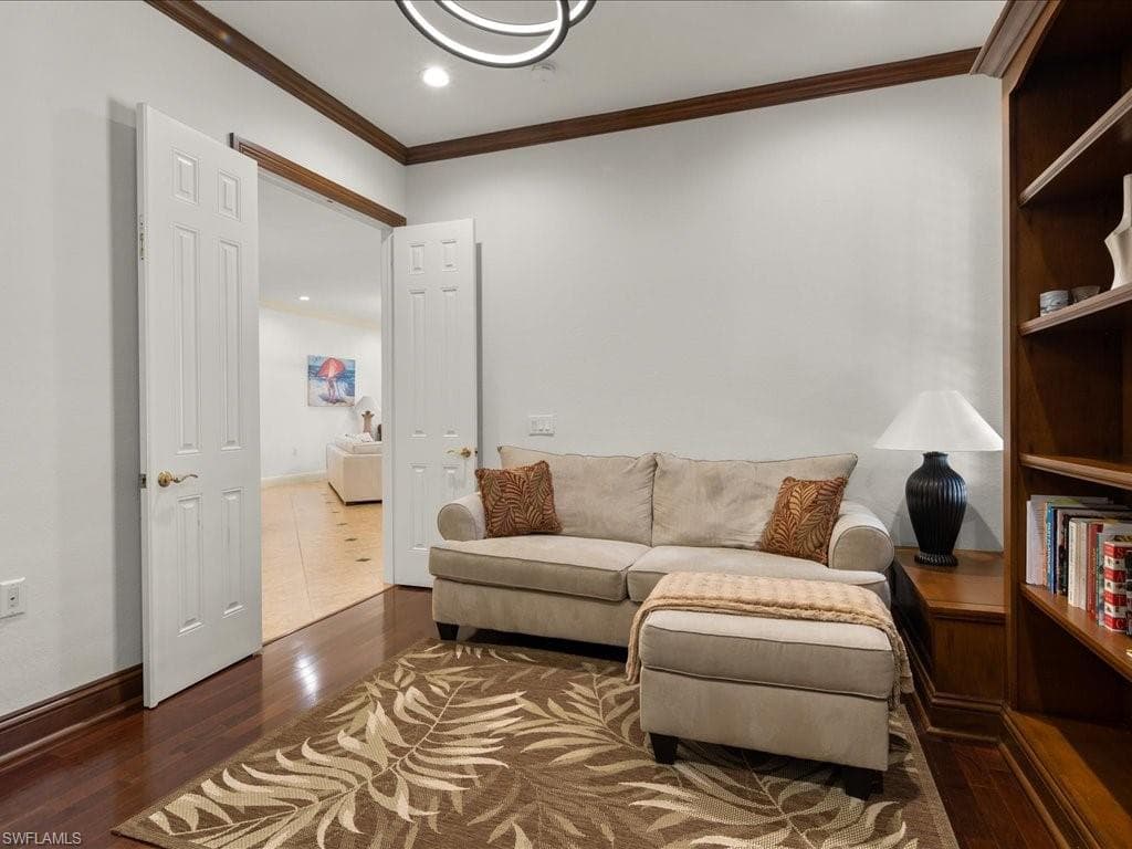 9077 Cherry Oaks Trl 202, Naples, FL 34114-28