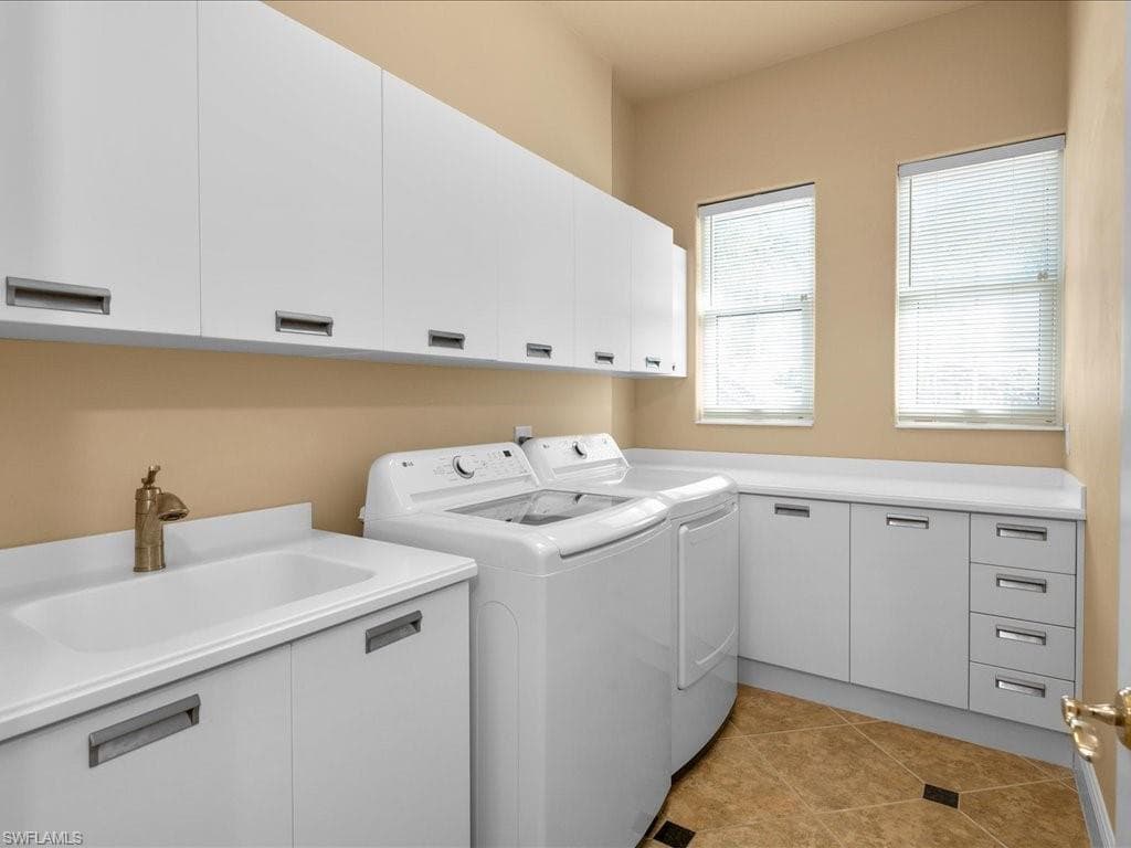 9077 Cherry Oaks Trl 202, Naples, FL 34114-29