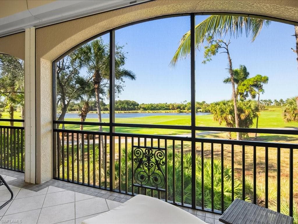 9077 Cherry Oaks Trl 202, Naples, FL 34114-31