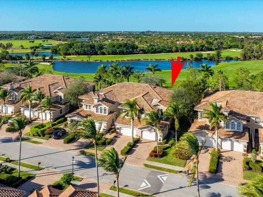 9077 Cherry Oaks Trl 202, Naples, FL 34114-36