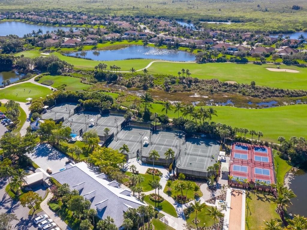 9077 Cherry Oaks Trl 202, Naples, FL 34114-47