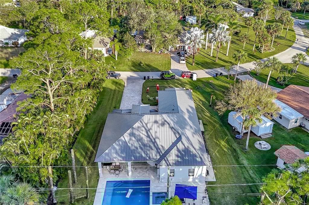 28033 Oak Ln, Bonita Springs, FL 34135-28
