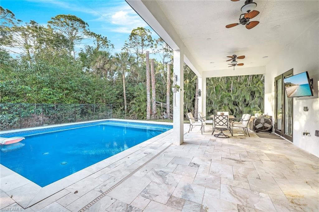 28033 Oak Ln, Bonita Springs, FL 34135-3