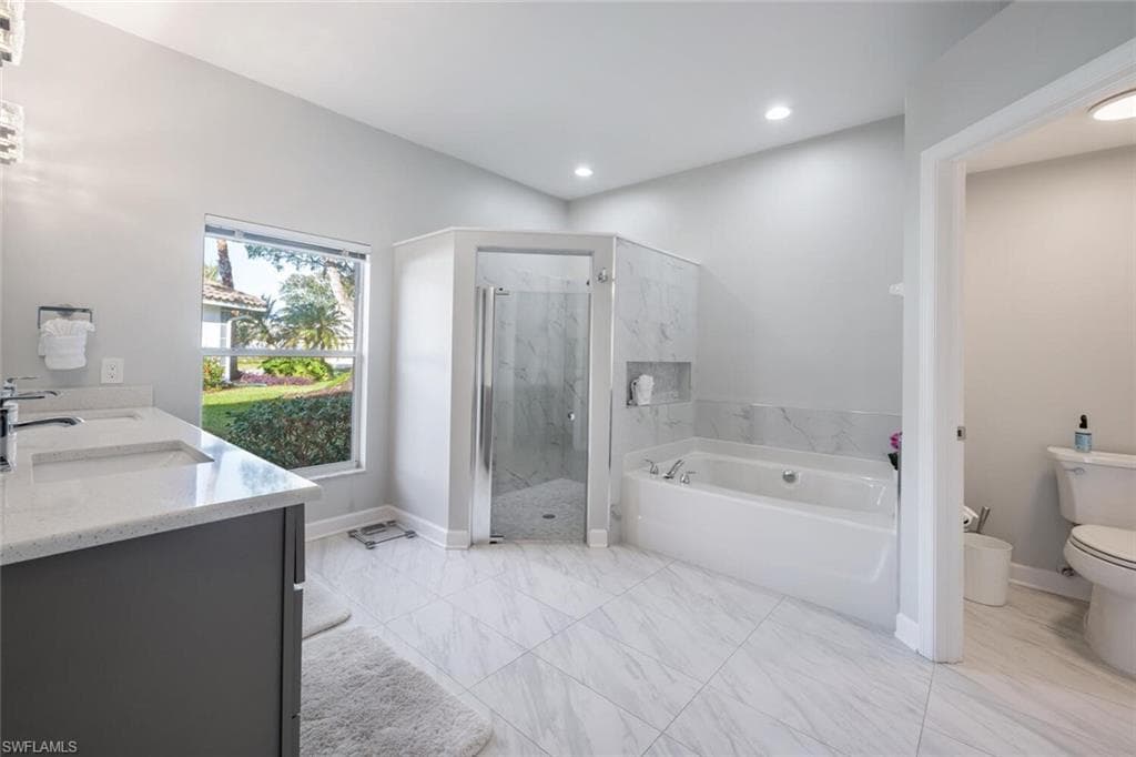 7107 Falcons Glen Blvd, Naples, FL 34113-19