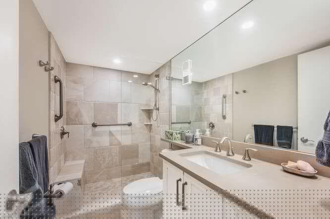 260 Seaview Ct 1-208, Marco Island, FL 34145-20
