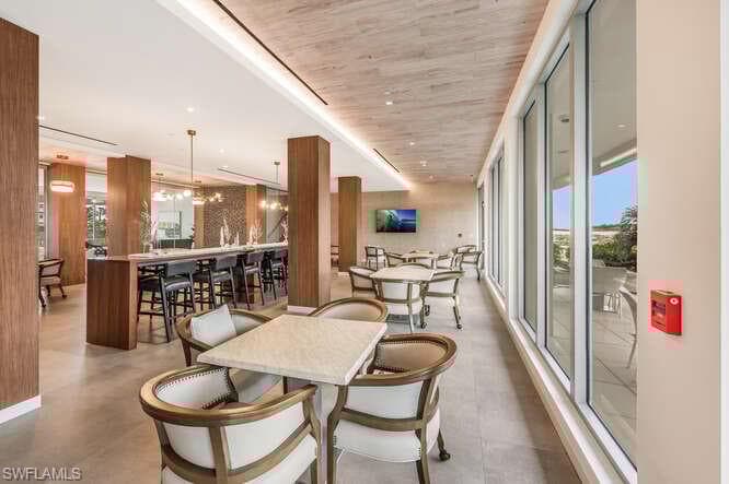 260 Seaview Ct 1-208, Marco Island, FL 34145-27