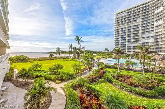 260 Seaview Ct 1-208, Marco Island, FL 34145-2