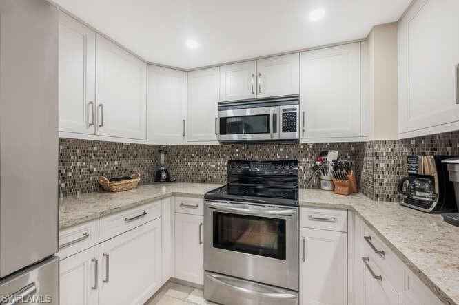 260 Seaview Ct 1-208, Marco Island, FL 34145-7
