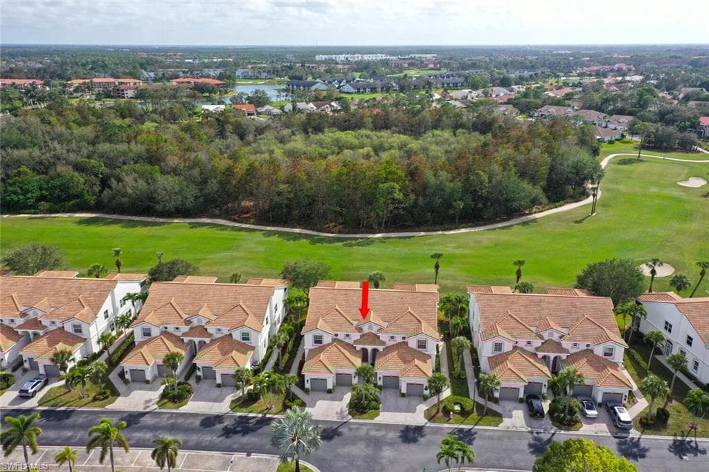 6850 Sterling Greens Dr 201, Naples, FL 34104-32