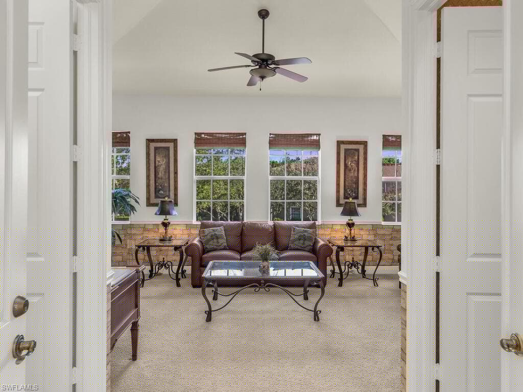 7869 Hawthorne Dr 303, Naples, FL 34113-9