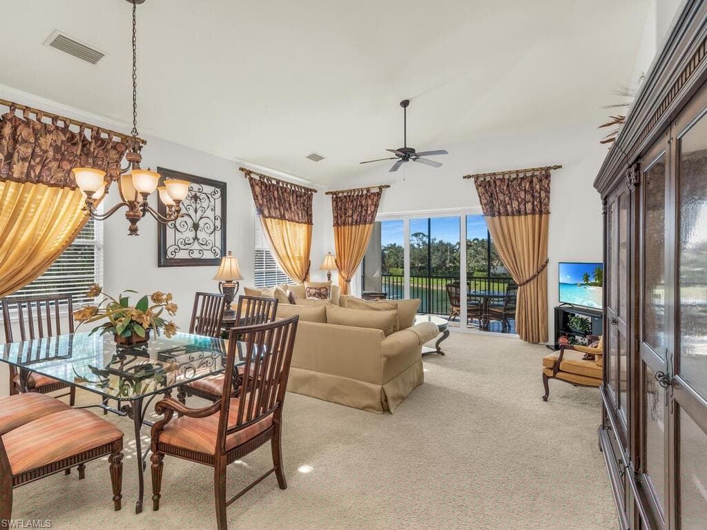 7869 Hawthorne Dr 303, Naples, FL 34113-17