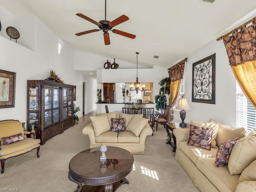 7869 Hawthorne Dr 303, Naples, FL 34113-23