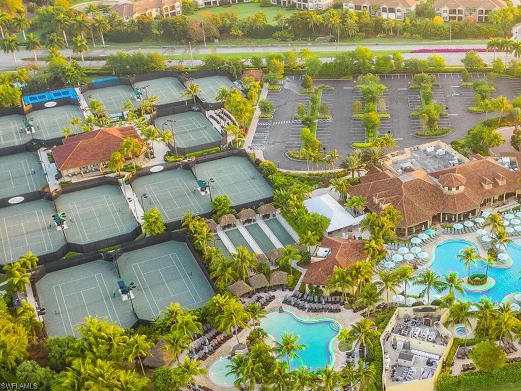 7869 Hawthorne Dr 303, Naples, FL 34113-50