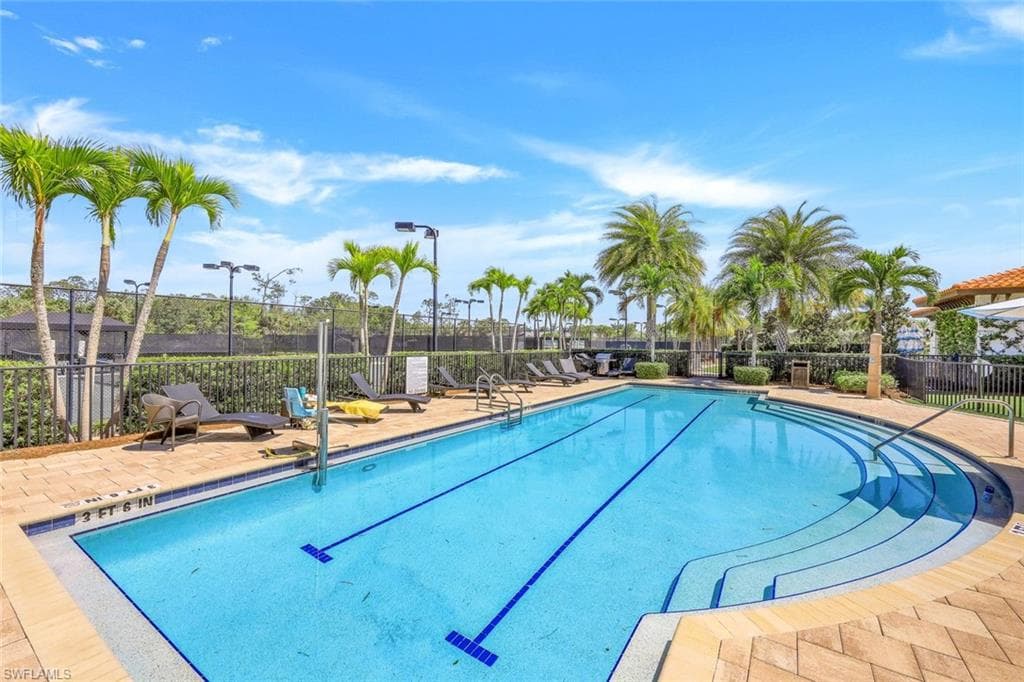 16374 Viansa Way 5-101, Naples, FL 34110-29