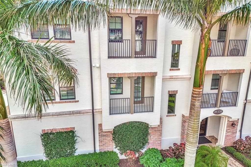 16374 Viansa Way 5-101, Naples, FL 34110-7