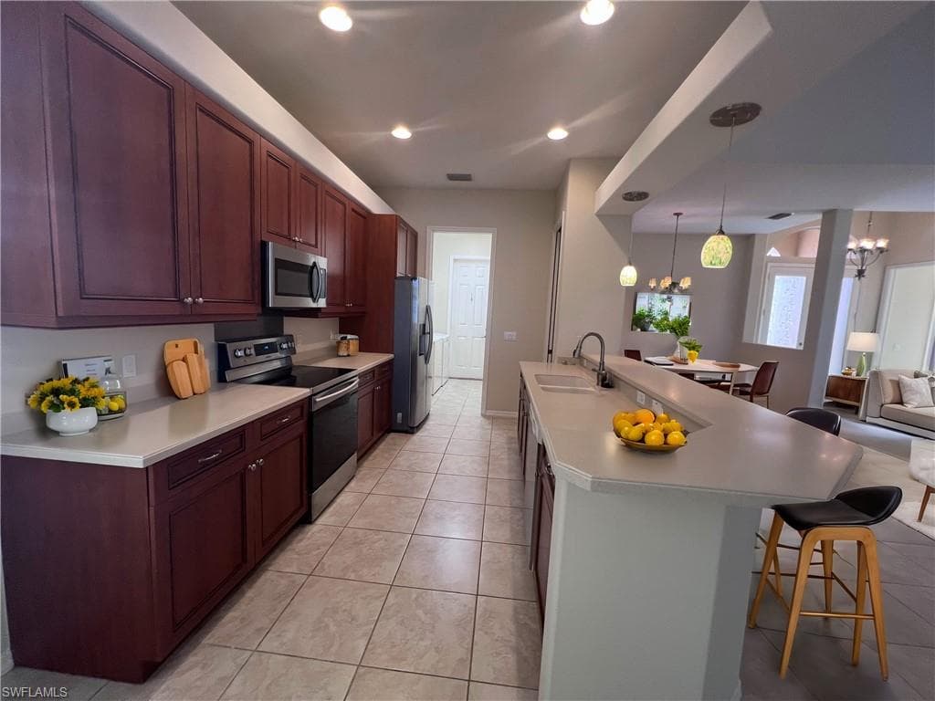 10915 Fieldfair Dr, Naples, FL 34119-8