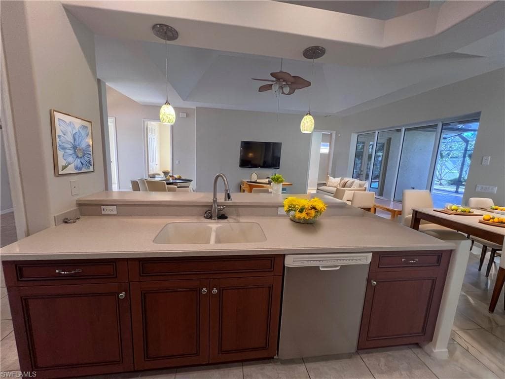 10915 Fieldfair Dr, Naples, FL 34119-3